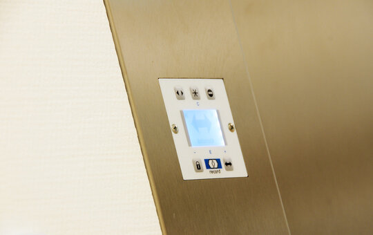 record BDE-D – Kontrollpanel med display